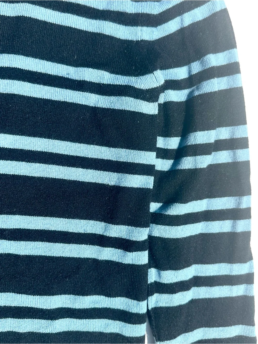 TSE 100% Cashmere Men's V-Neck Striped Sweater in Black, Light Blue, Purple, S